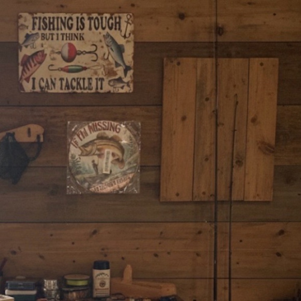 TWO DECORATIVE FISHING TIN SIGNS. EASY TO HANG. NEW